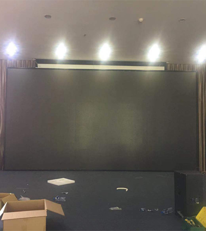 小间距led显示屏